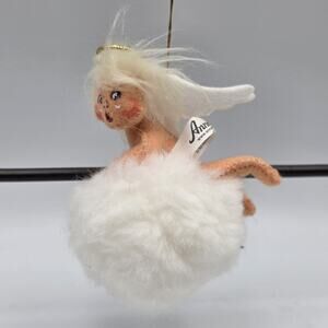 2009 Annalee Felt Christmas Angel on Cloud Pom Pom Snowball Ornament 3”